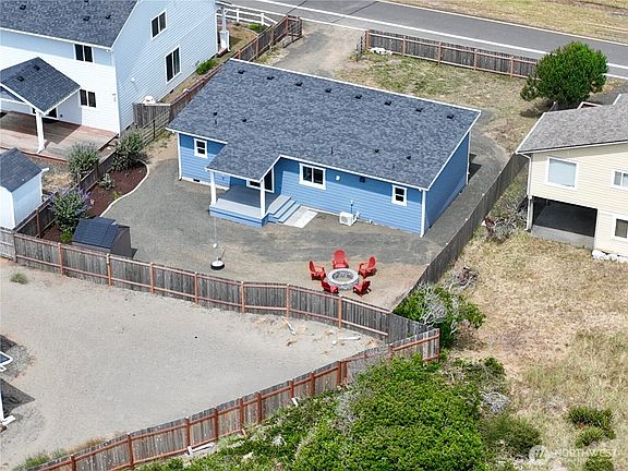 5th image of 475 Sportsmens Street SW