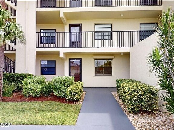 4th image of 4570 Ocean Beach Blvd #104