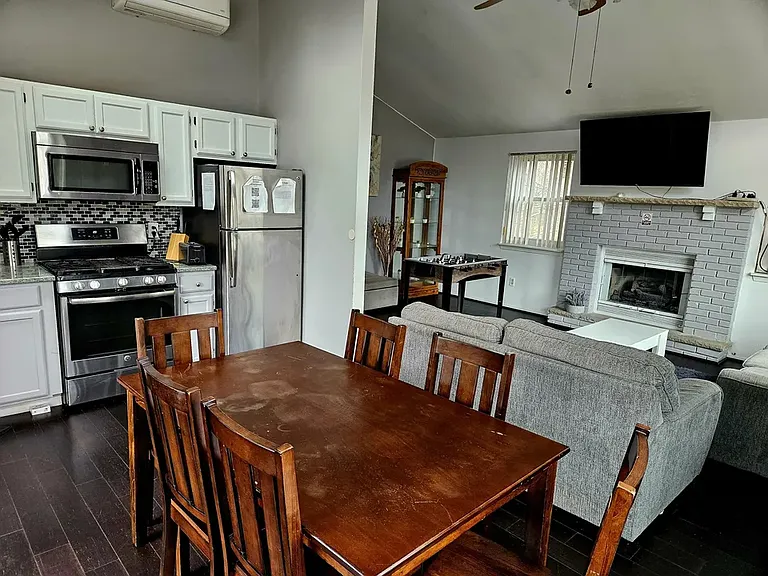 5170 Iroquois St — Photo 7