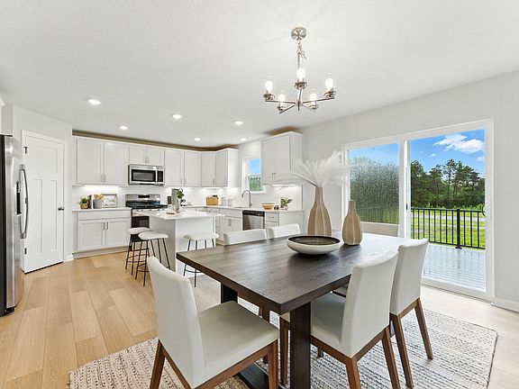 2nd image of 739 Prospect Pointe Rd