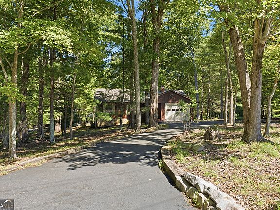 3rd image of 1858 Little Ave