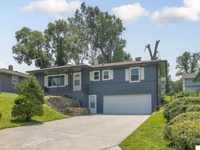 5725 Camden Ave, Omaha, NE, 68104