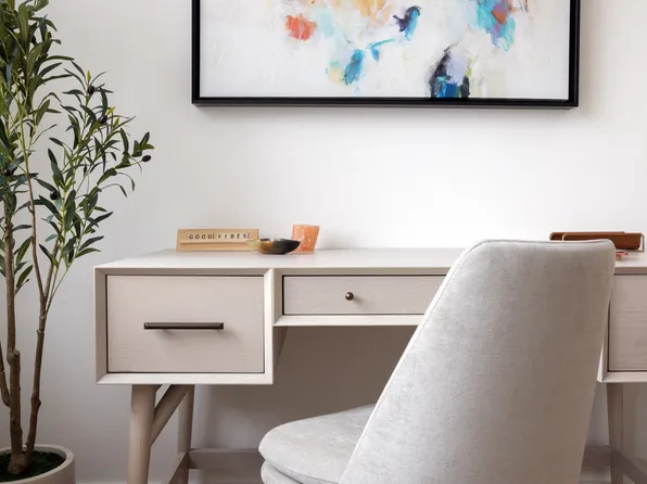 407 West 206th Street image 9 of 44