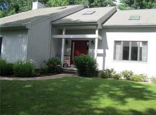 5 Stonegate, Unionville, CT 06085