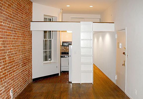 2nd image of 306 E 92nd St APT 1E
