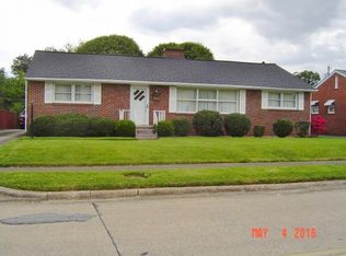 1420 Bridwell St, Kingsport, TN 37664