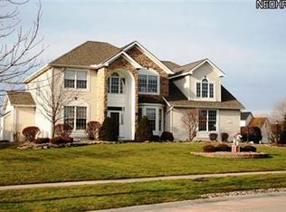 33722 S Fall Lake Dr, Avon, OH 44011