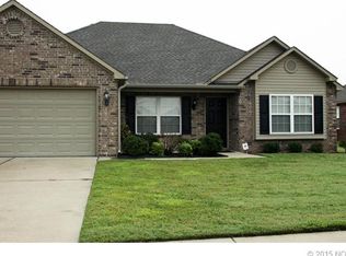 712 N Spruce Ave, Bartlesville, OK 74006