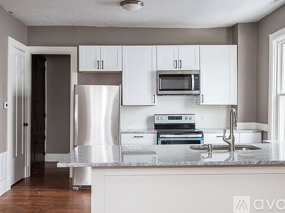 5th image of 14 McClure St APT J