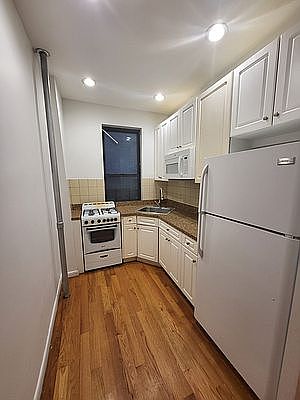 1st image of 2512 University Ave APT D