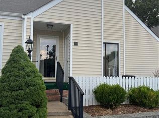 210 Wildwood Dr #101, Salisbury, NC 28146