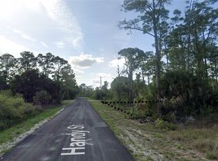 327 Mangonia Ave, Lehigh Acres, FL 33974