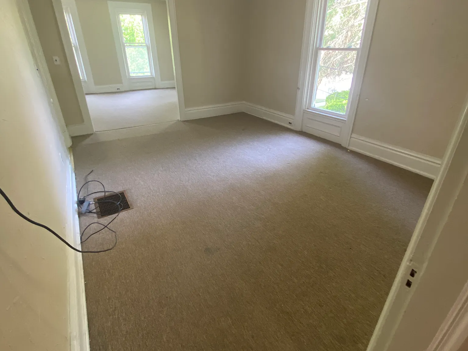 914 State St — Photo 2