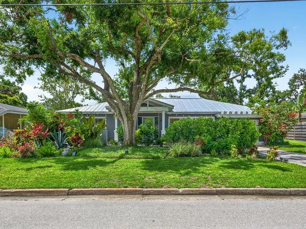 2460 Hillview St, Sarasota, FL 34239