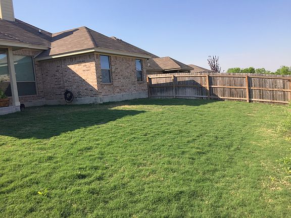 5th image of 2521 Nolan Creek St
