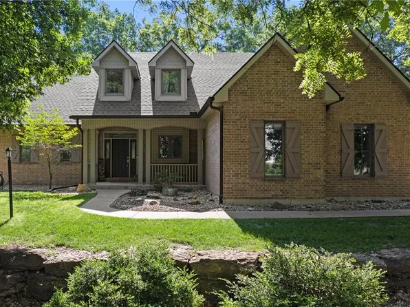 24110 146th St, Leavenworth, KS 66048