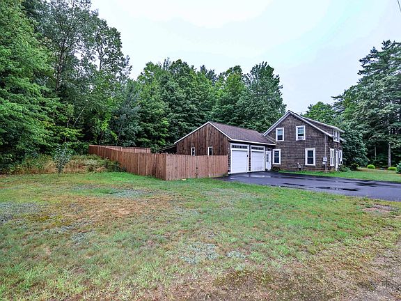 2nd image of 40 Winnisquam Way
