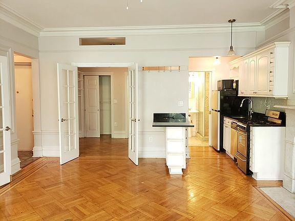 2nd image of 56 Pierrepont St #9-10