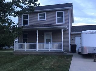 704 W Washington St, Pana, IL