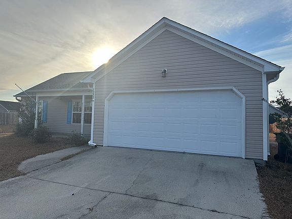 2nd image of 7252 Woodhall Dr