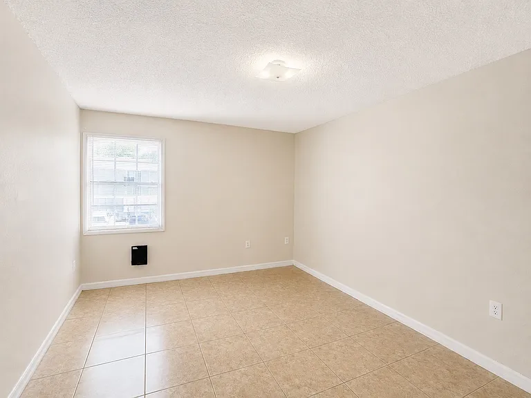 2759 L B McLeod Rd #C — Photo 8