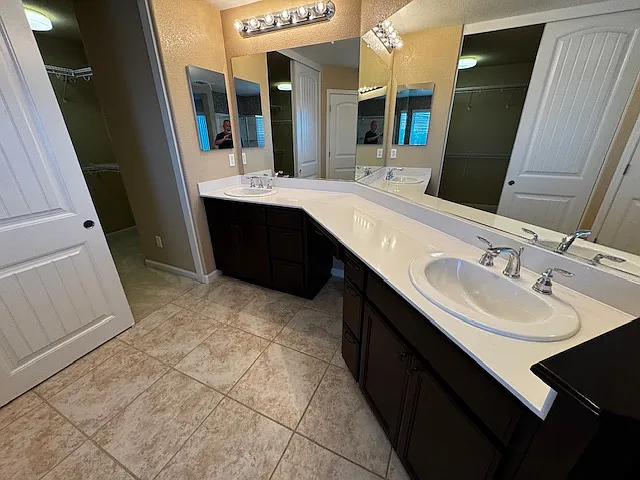 3800 Stafford Springs Way — Photo 32