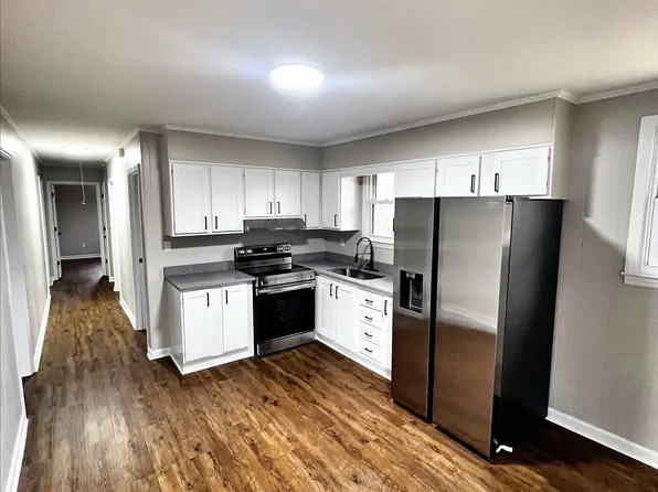 107 Roosevelt Rd, Pelzer, SC 29669