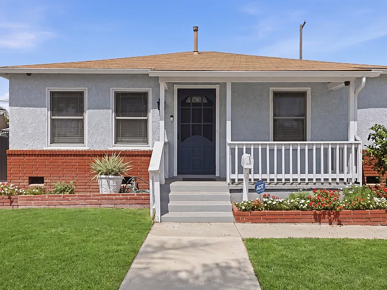4809 Falcon Ave — Photo 3