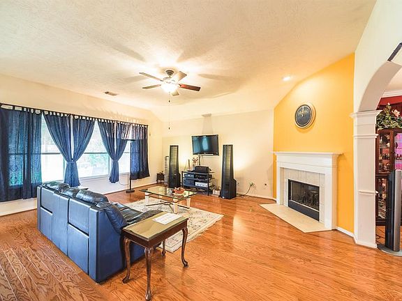 5th image of 16707 Bishop Knoll Ln