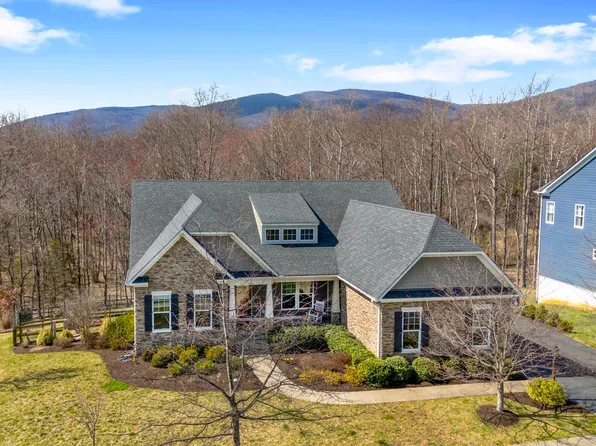 6622 Welbourne Ln, Crozet, VA 22932
