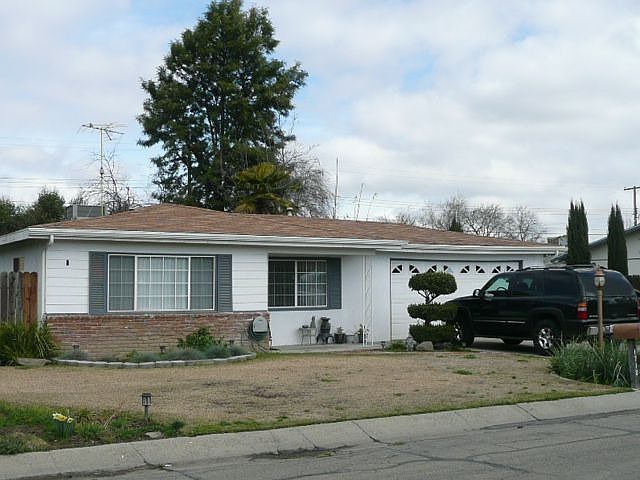 1st image of 1718 W Dorothea Ave