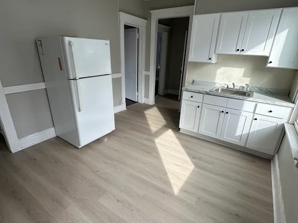 529 Dixwell Ave, New Haven, CT