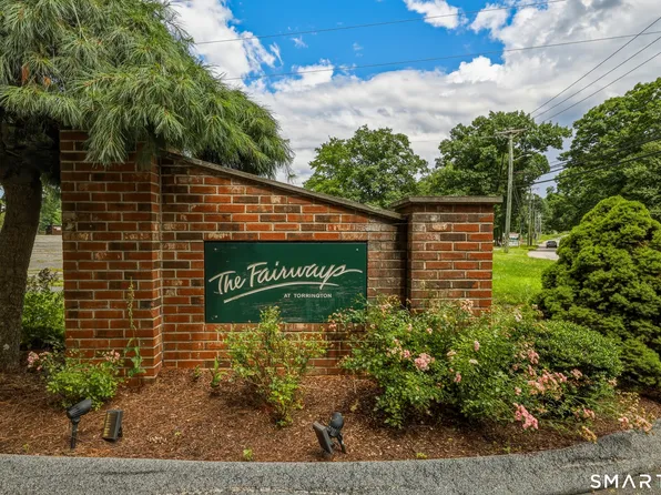 142 Spyglass Court #142, Torrington, CT 06790