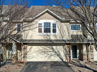 10797 Kingsfield Ln, Woodbury, MN 55129