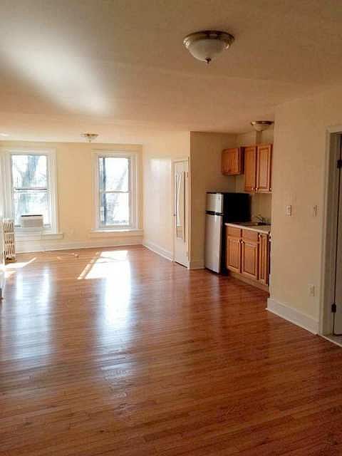 1st image of 122 Bergen St #4D