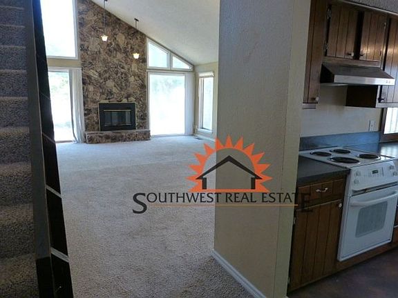 2nd image of 1901 Colonial Pkwy