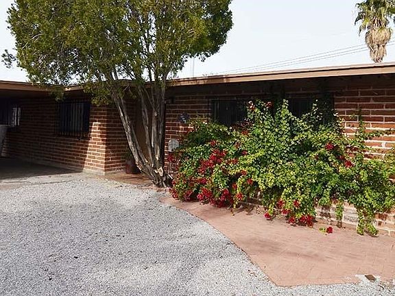 5th image of 4941 E Alta Vista St