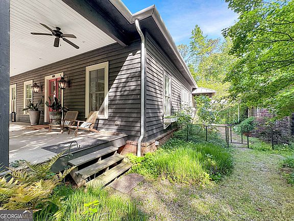 5th image of 500 Augusta Ln