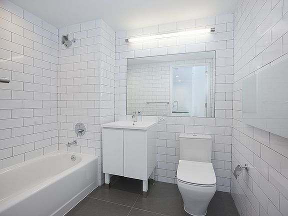 4th image of 331 E Houston St APT 4A