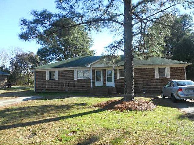 2nd image of 405 Plainfield Ave