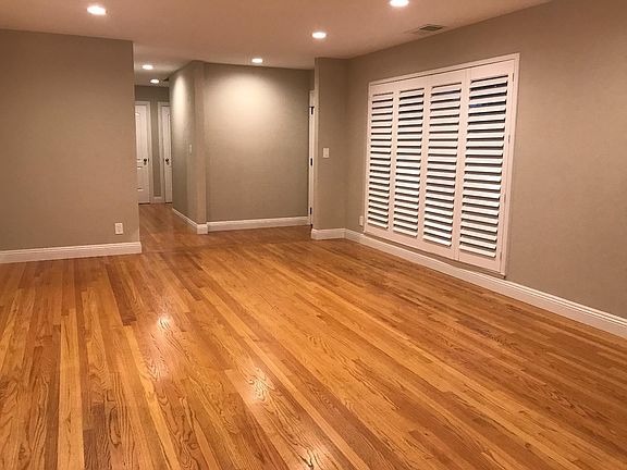 4th image of 1573 Shaw Dr