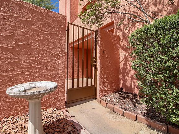 2nd image of 710 N Resler Dr APT C