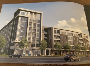 95 Dundas St W #204, Oakville, ON L6M 4L9