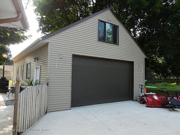 4th image of 15825 Northward Dr
