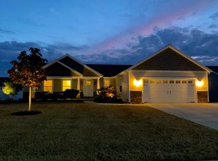 1801 Wildwood Ct, Wapakoneta, OH 45895