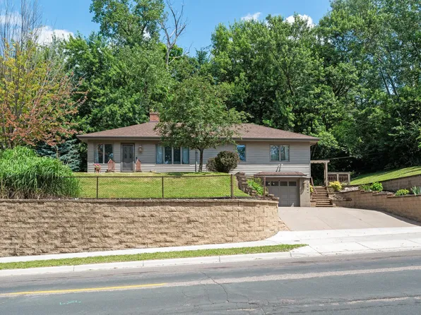 1322 Bidwell St, West Saint Paul, MN 55118