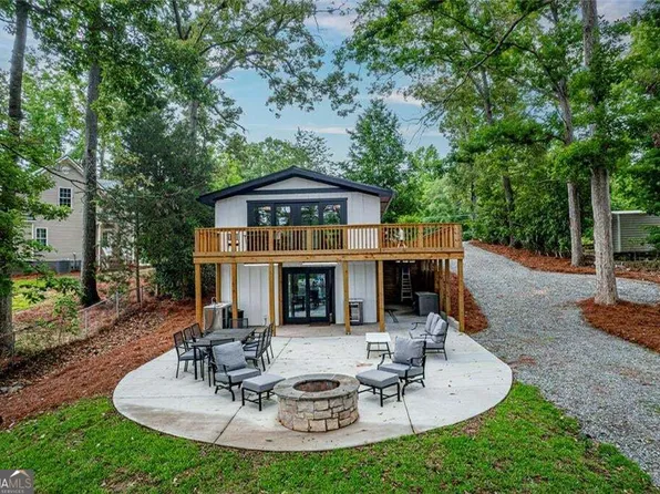 233 Lakeshore Dr, Eatonton, GA 31024