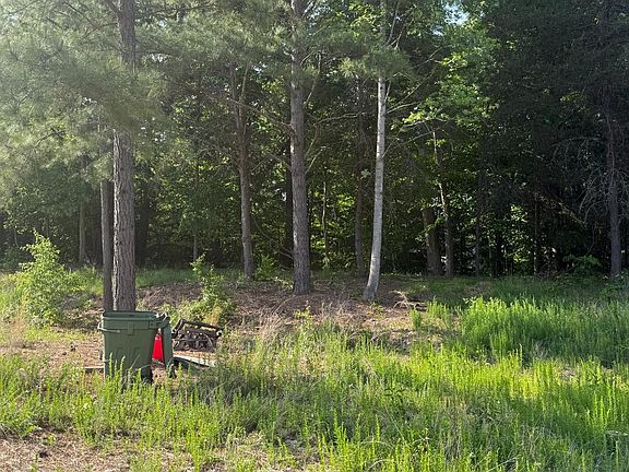 4th image of 1377 Meyers Station Rd