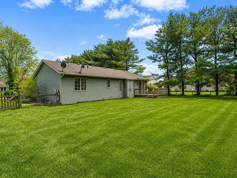 51225 Brandychase W — Photo 28