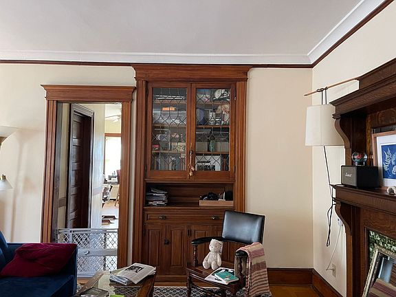 5th image of 98-100 Linden St #98B